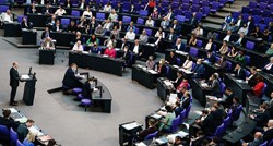 Njemačka vlada predlaže smanjenje Bundestaga, oporba se protivi