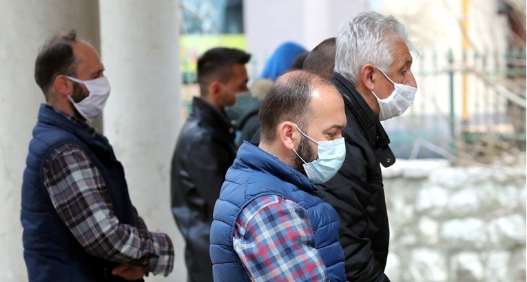 Tri osobe preminule u Banjoj Luci od koronavirusa, u BiH ukupno 107 žrtava