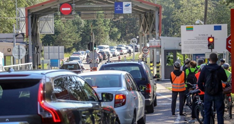 Baltičke zemlje zatvorile granice za ruske aute. Ako se ne okrenu, zaplijene ih