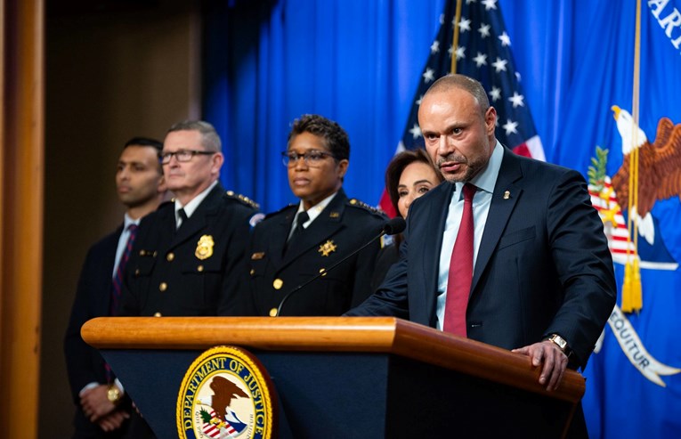 Teoretičar zavjera koji se predomislio oko Epsteina odlazi iz FBI-ja