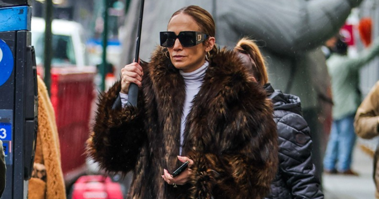 J.Lo u krznenoj bundi privukla poglede u New Yorku