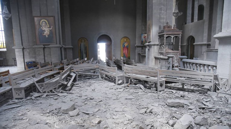 Armenija optužila Azerbajdžan za granatiranje katedrale u Nagorno Karabahu