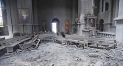 Armenija optužila Azerbajdžan za granatiranje katedrale u Nagorno Karabahu