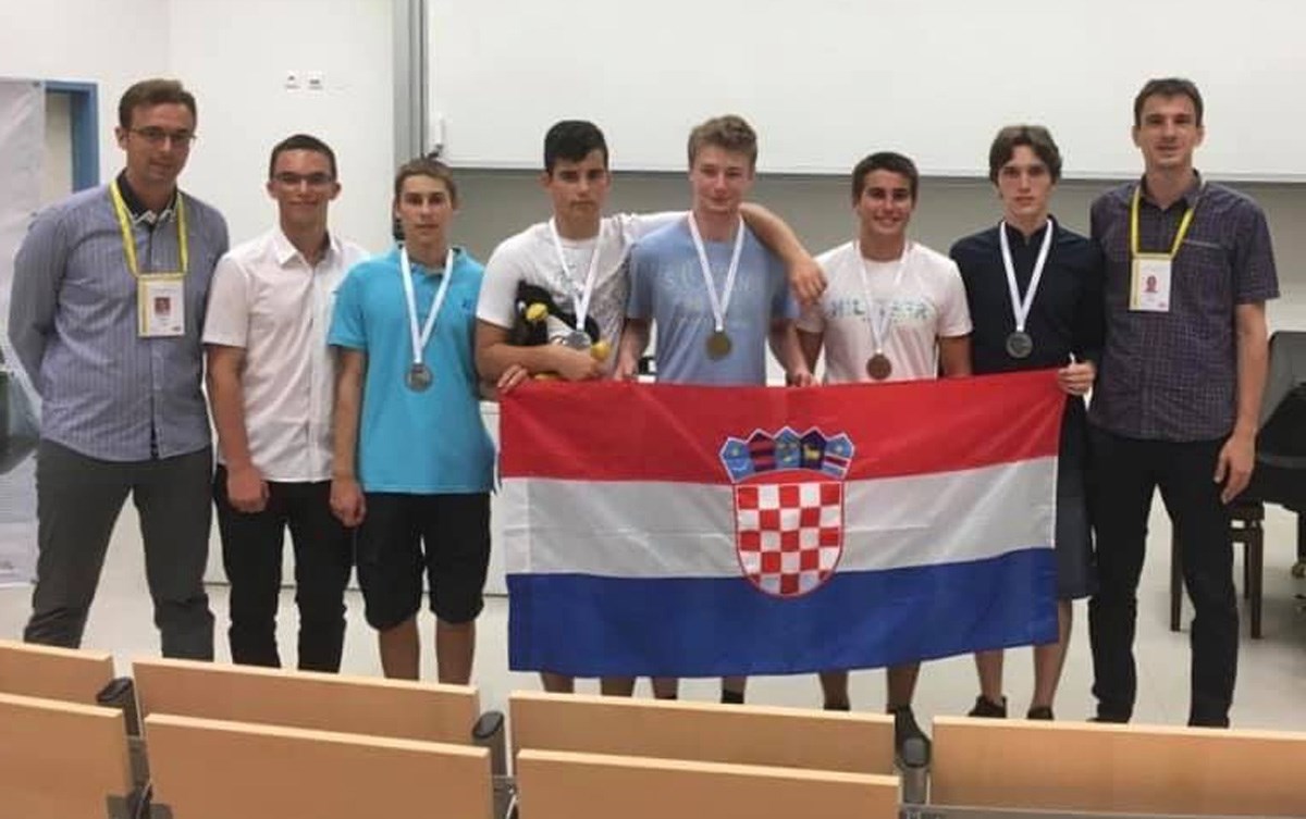 Hrvatski učenici osvojili hrpu medalja na matematičkoj olimpijadi