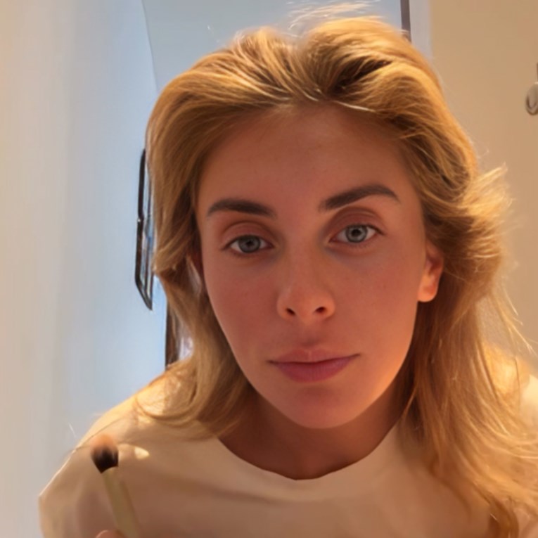 18+ glumica prekinula šutnju nakon povratka kući poslije uhićenja na Baliju