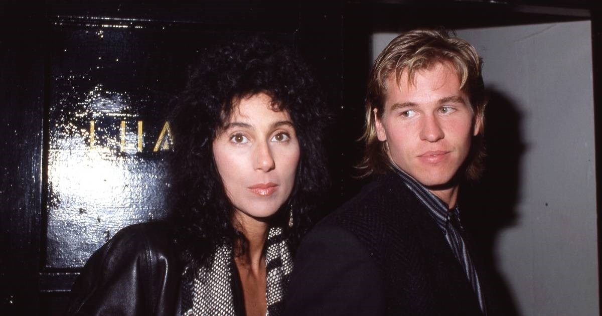 Cher se oglasila nakon smrti Vala Kilmera, 1980-ih bili su u vezi