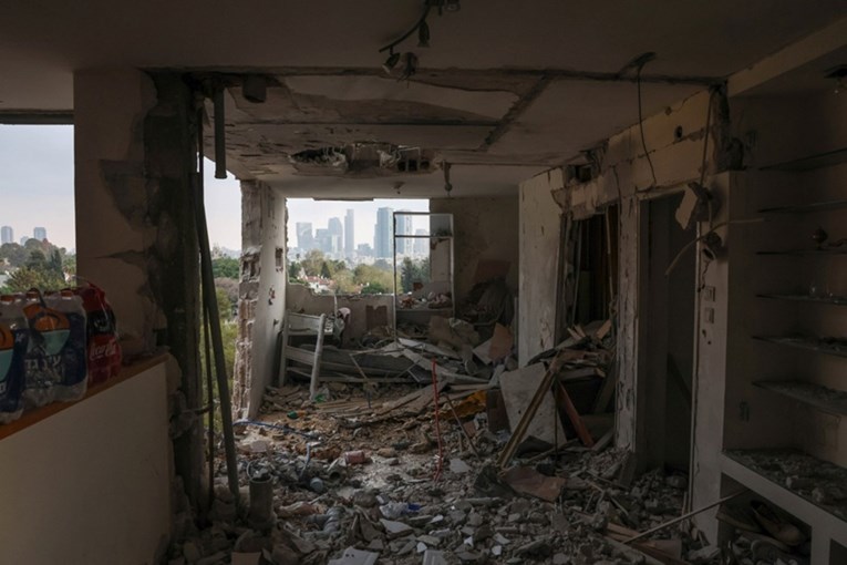 Francuski ministar putuje u Izrael. Pokušava posredovati u sukobu Izraela i Libanona