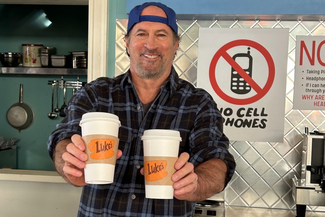 Poznati glumac iz serije "Gilmore Girls" objavio je svoju prvu kuharicu