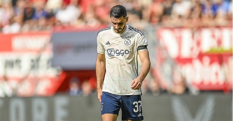 "Bok, ja sam Borna i igrao bih za Ajax". Nizozemski novinari sprdaju Šutala i Sosu 