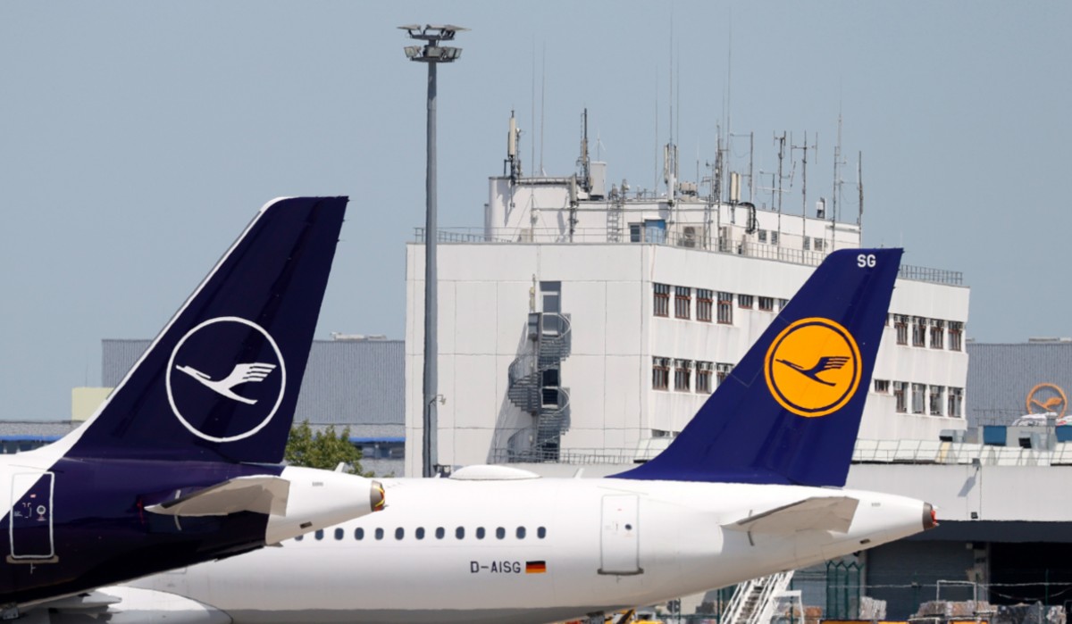 Lufthansa strahuje da će dioničari odbiti dogovorenu državnu pomoć