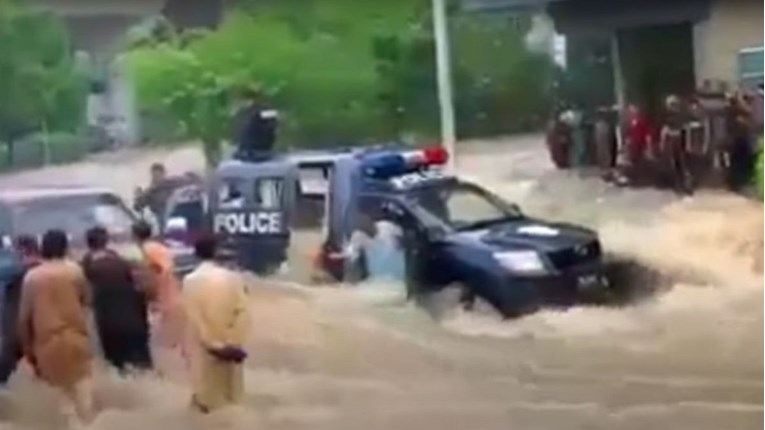 Rekordne kiše u glavnom gradu Pakistana, u poplavama umrla najmanje 41 osoba