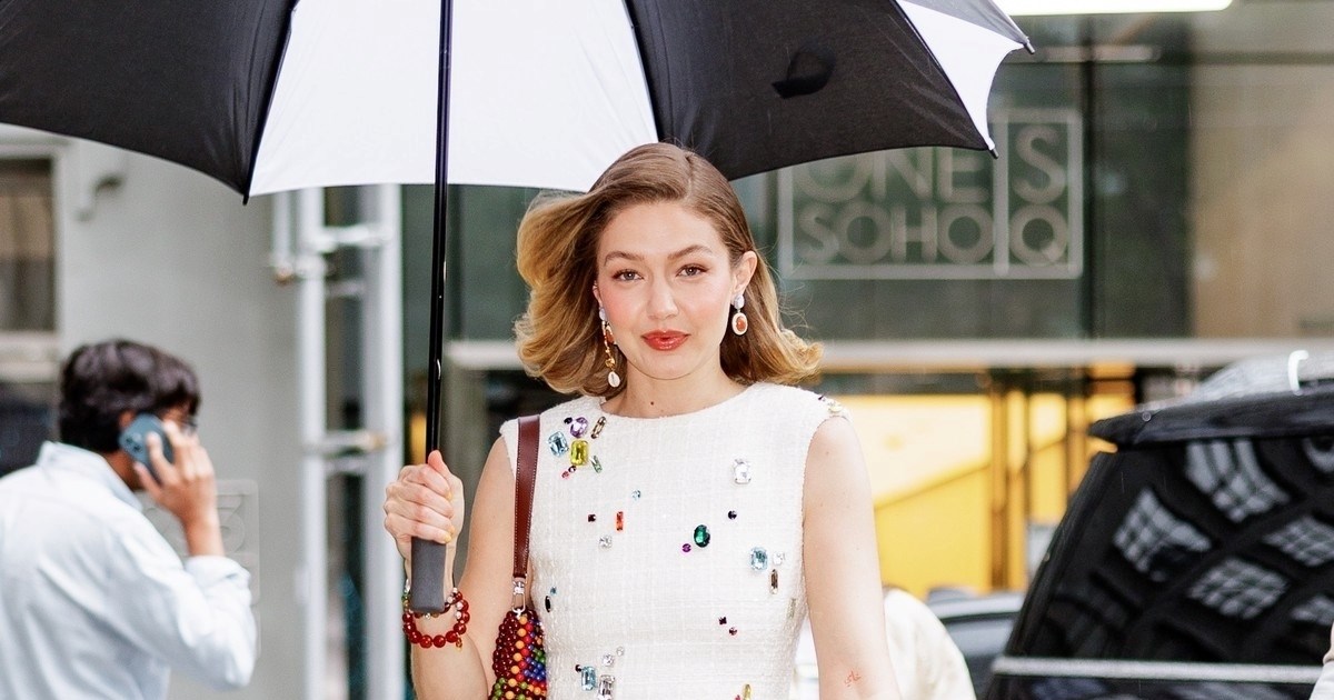Gigi Hadid prekršila modno pravilo u mini haljini i neočekivanoj obući