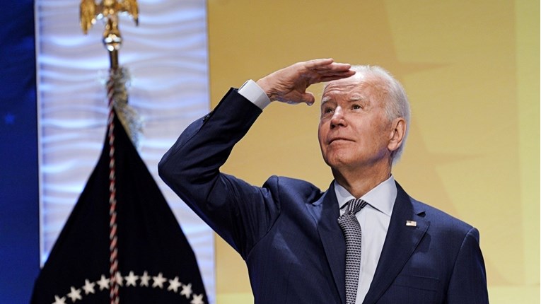 VIDEO Biden po publici tražio članicu Kongresa koja je poginula: "Jackie, gdje si?"