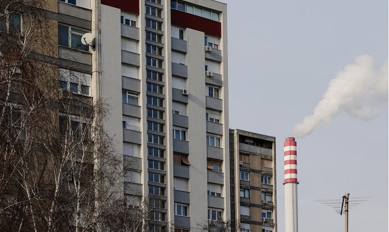 Svaki četvrti korisnik za stambeni kredit daje više od pola plaće
