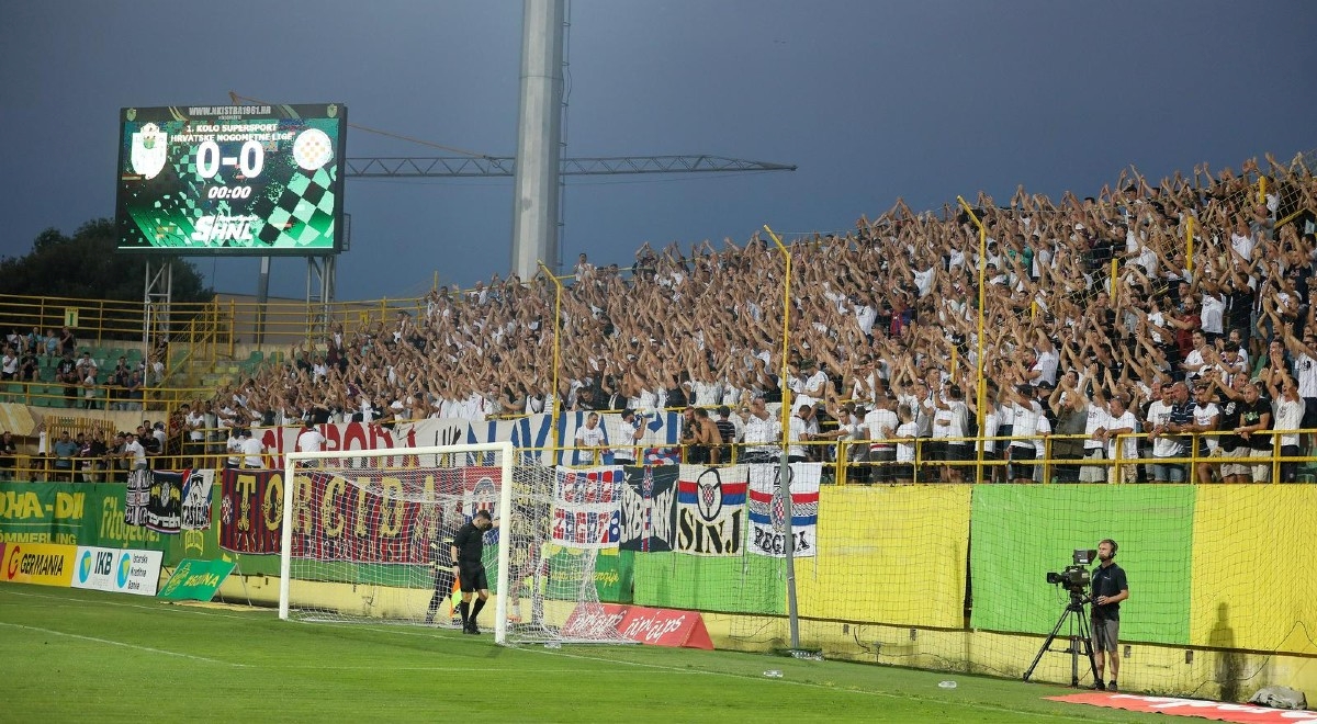 Istra otvorila istočnu tribinu za Hajduk. Torcida ponovno obara rekord Drosine?