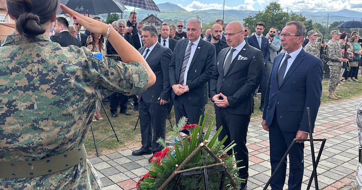 Grlić Radman: BiH mora procesuirati zločine nad Hrvatima u Bugojnu