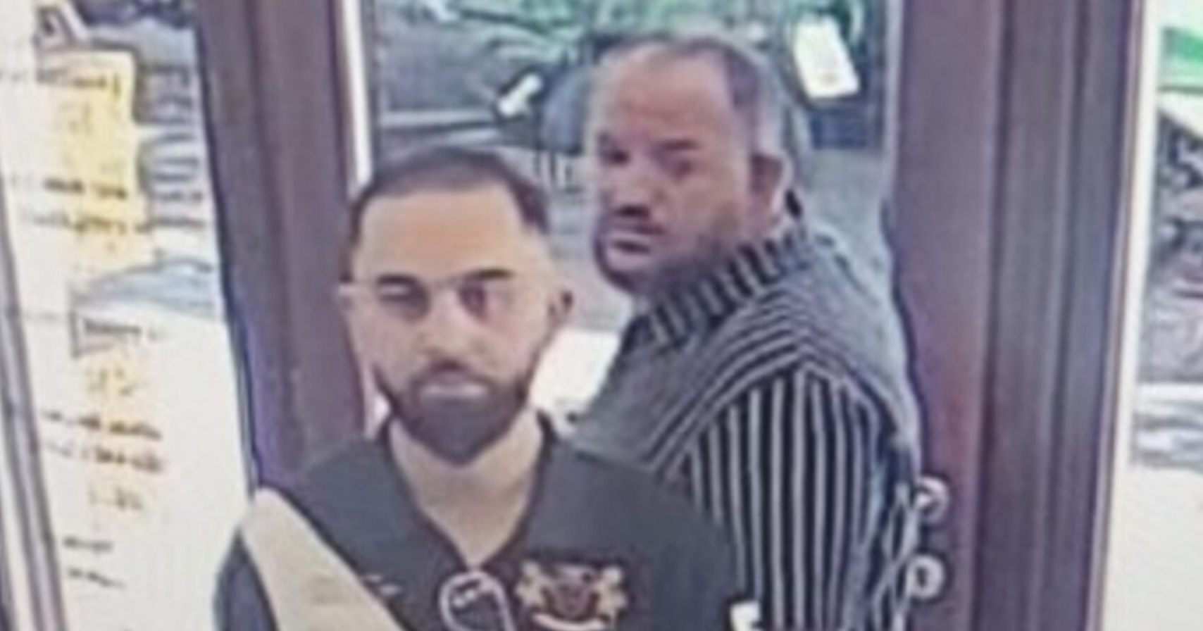 Policija traži ove muškarce