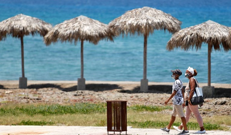 Kuba otvara većinu zemlje za međunarodne turiste