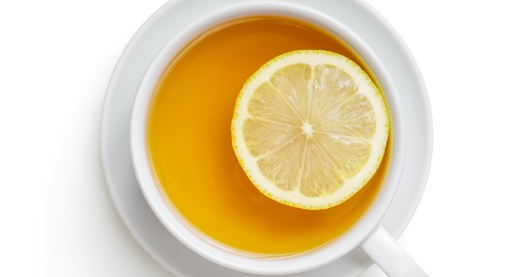 Njemački stručnjaci: Priprema čaja s hladnom vodom nije uvijek sigurna za zdravlje