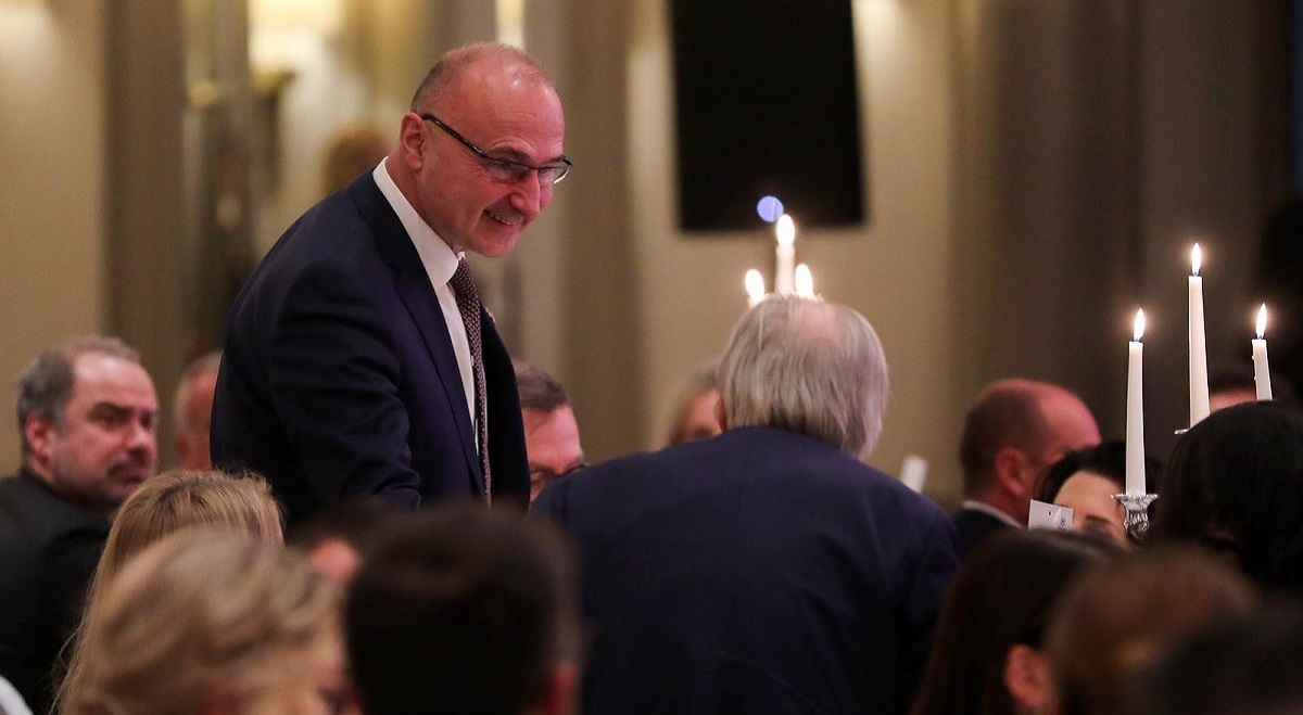 Grlić Radman: BiH treba biti nagrađena