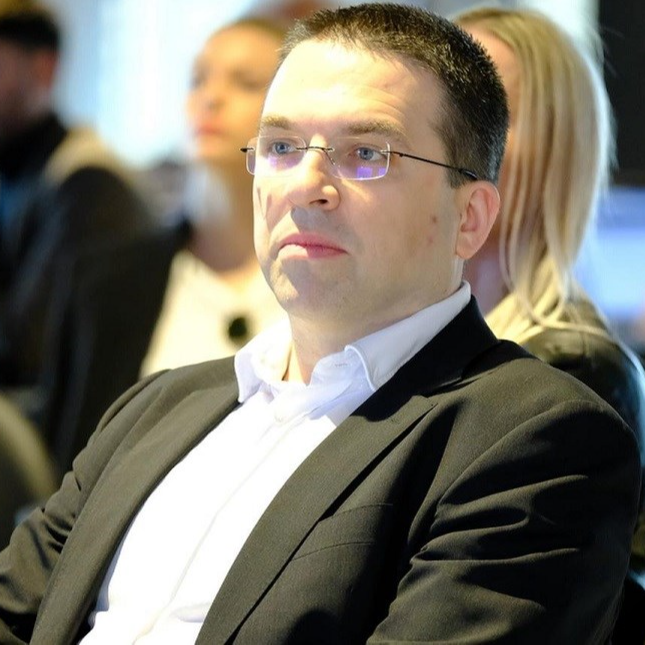 HDZ-ovac u Europarlamentu: Ne trebamo se bojati AI-ja, ali ga moramo regulirati