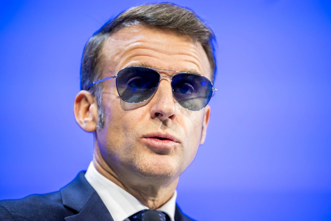 Zbog naočala Emmanuela Macrona pao server luksuznog brenda, svi žele naočale od 659 €