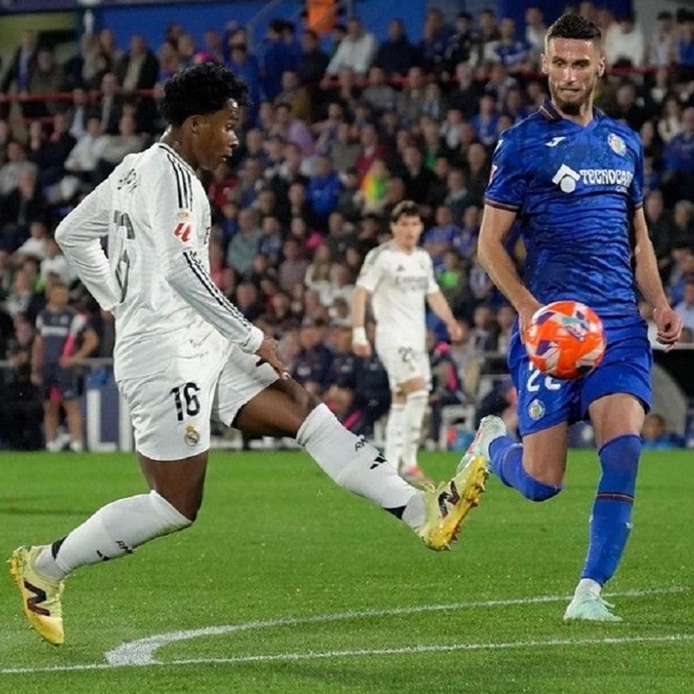 Ancelotti poludio na mladog asa Reala: Ne smije lobati golmana. Ovaj klub nije cirkus