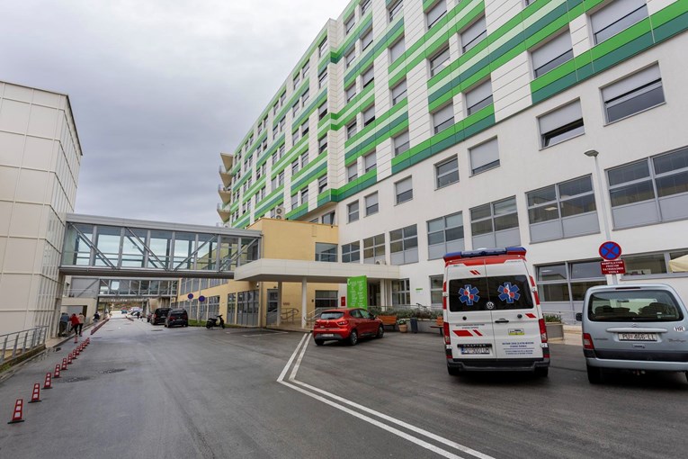 Žena umrla nakon zahvata u pulskoj bolnici. Ministrica: Za slučaj sam doznala iz medija