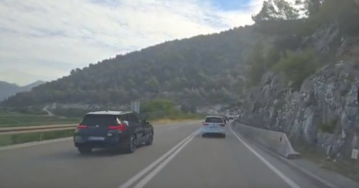 VIDEO BMW-om pretjecao na Pelješcu preko dvostruke pune crte, pogledajte