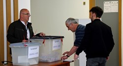 Srbi bojkotirali izbore na sjeveru Kosova. Izašlo 3.5% birača
