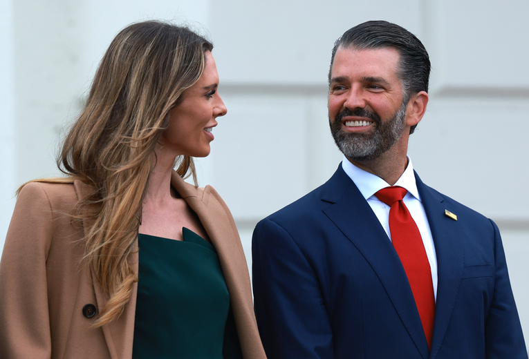 Trumpov sin i snaha priznali da im je feštu povodom vjenčanja financirao Putinov čovjek