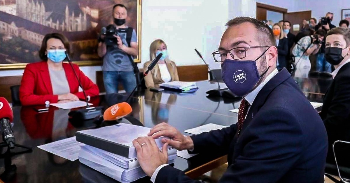 Doznali smo prve odluke Tomislava Tomaševića: Poništava se natječaj za automobile