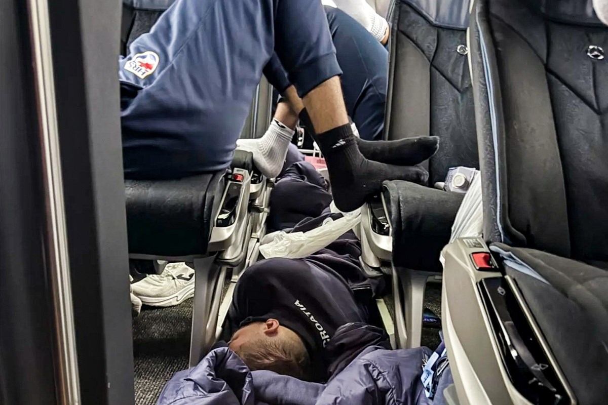 Hrvatski rukometaši spavaju na podu autobusa i jedini nisu smješteni u Herningu