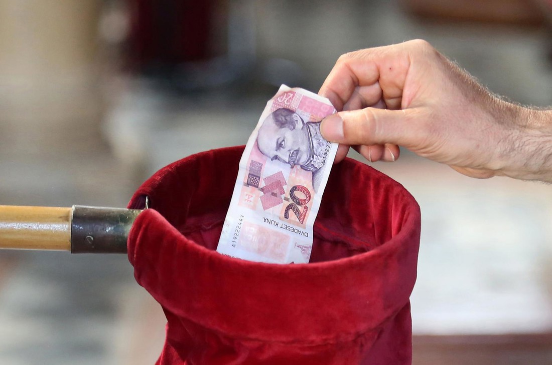 Svećenici iz Župe Skrad o milodarima: Bolje je pomoliti se i ne dati ništa nego kune