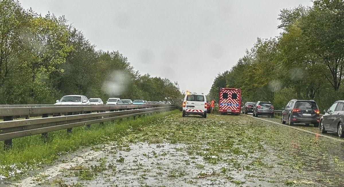 Snažna oluja u dijelu Njemačke. Vjetar srušio šator, tridesetak ozlijeđenih