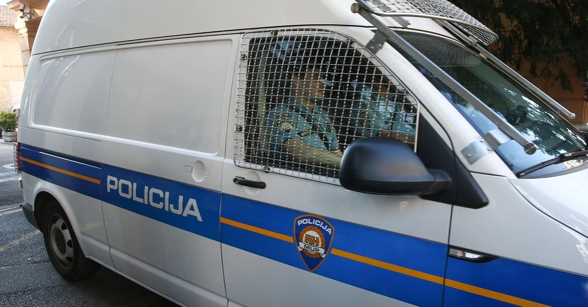 Dvije godine pljačkao po Zagrebu plastičnim pištoljem, određen mu istražni zatvor