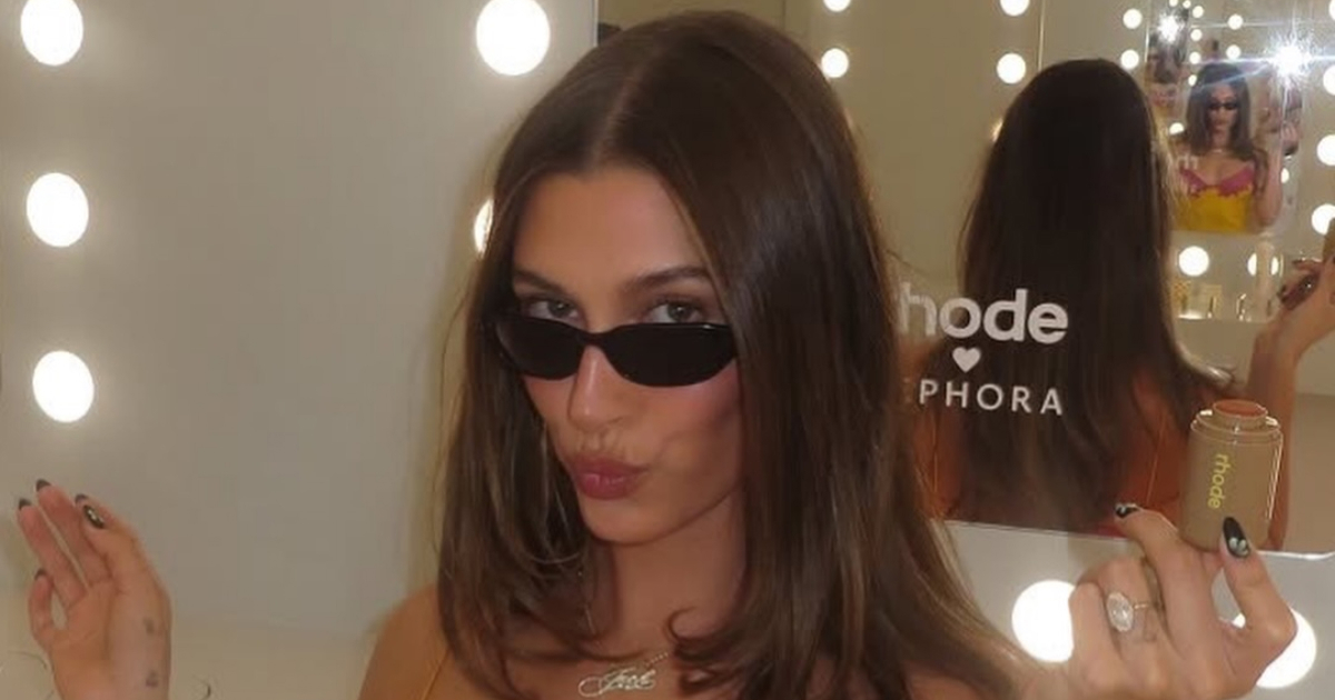 Hailey Bieber na Coachelli privukla poglede neobičnom manikurom