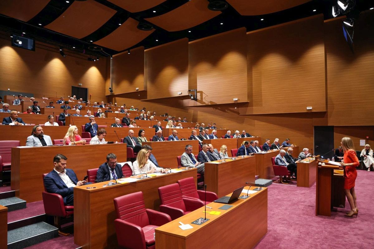 SDP-ovac: U HDZ-ovoj igri prijestolja gubitnici su svi građani