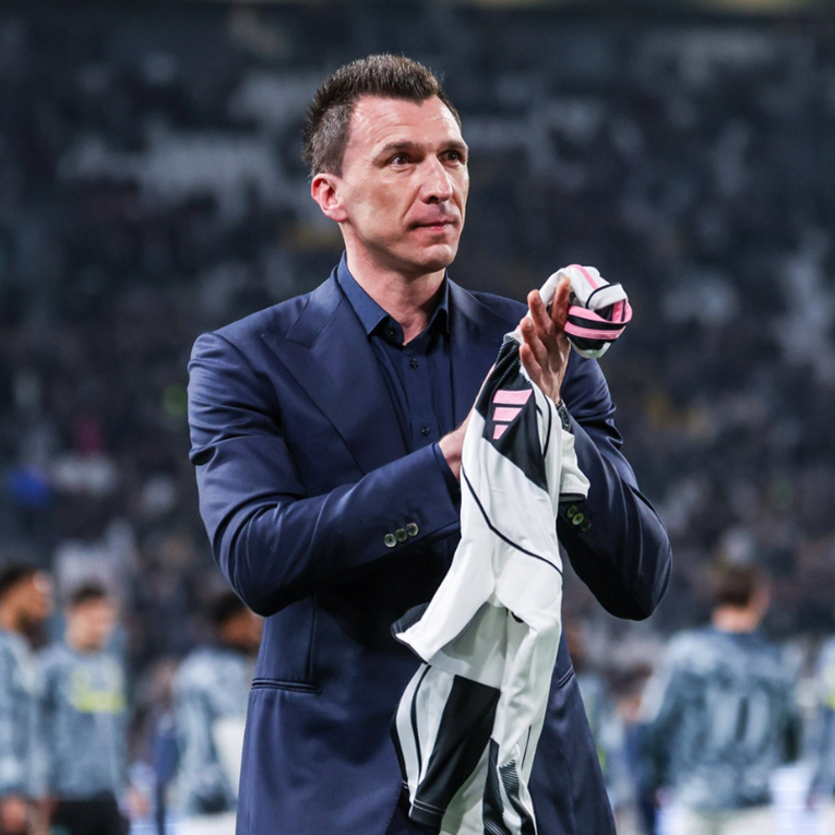 Zašto se Mandžukić iznenada pojavio na Juventusovoj utakmici?