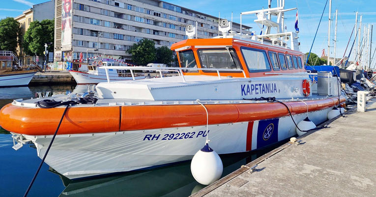 U Splitu i Puli isporučene dvije brodice za spašavanje na moru