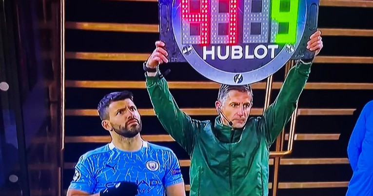 Hit scena sa sinoćnje utakmice: Aguero u čudu gledao semafor