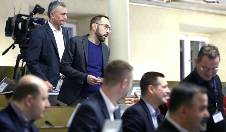 Oporba u Zagrebu najavila otpor Bandiću i HDZ-u odugovlačenjem rasprava