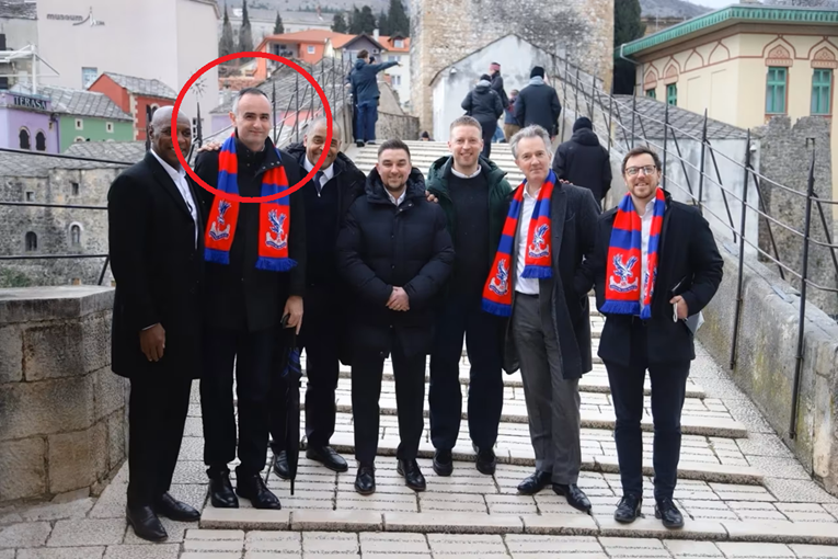 Mostarski predsjednik Gradskog vijeća nosio šal od Crystal Palacea