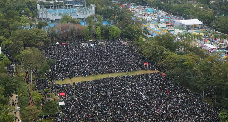 Više od milijun ljudi na novogodišnjem prosvjedu u Hong Kongu
