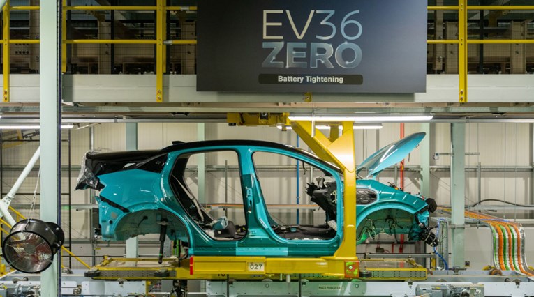 Nissan u Engleskoj krenuo proizvoditi novu generaciju poznatog električnog modela