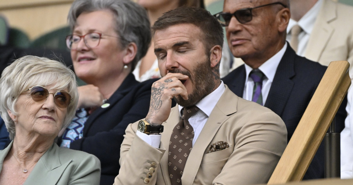 Beckham s mamom bio na Wimbledonu, na tribinama je zijevao i jedva držao oči otvorene