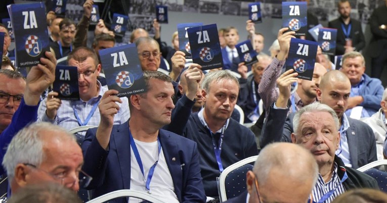 Dinamovi navijači posumnjali na muljanje s izborima. Klub im je odgovorio