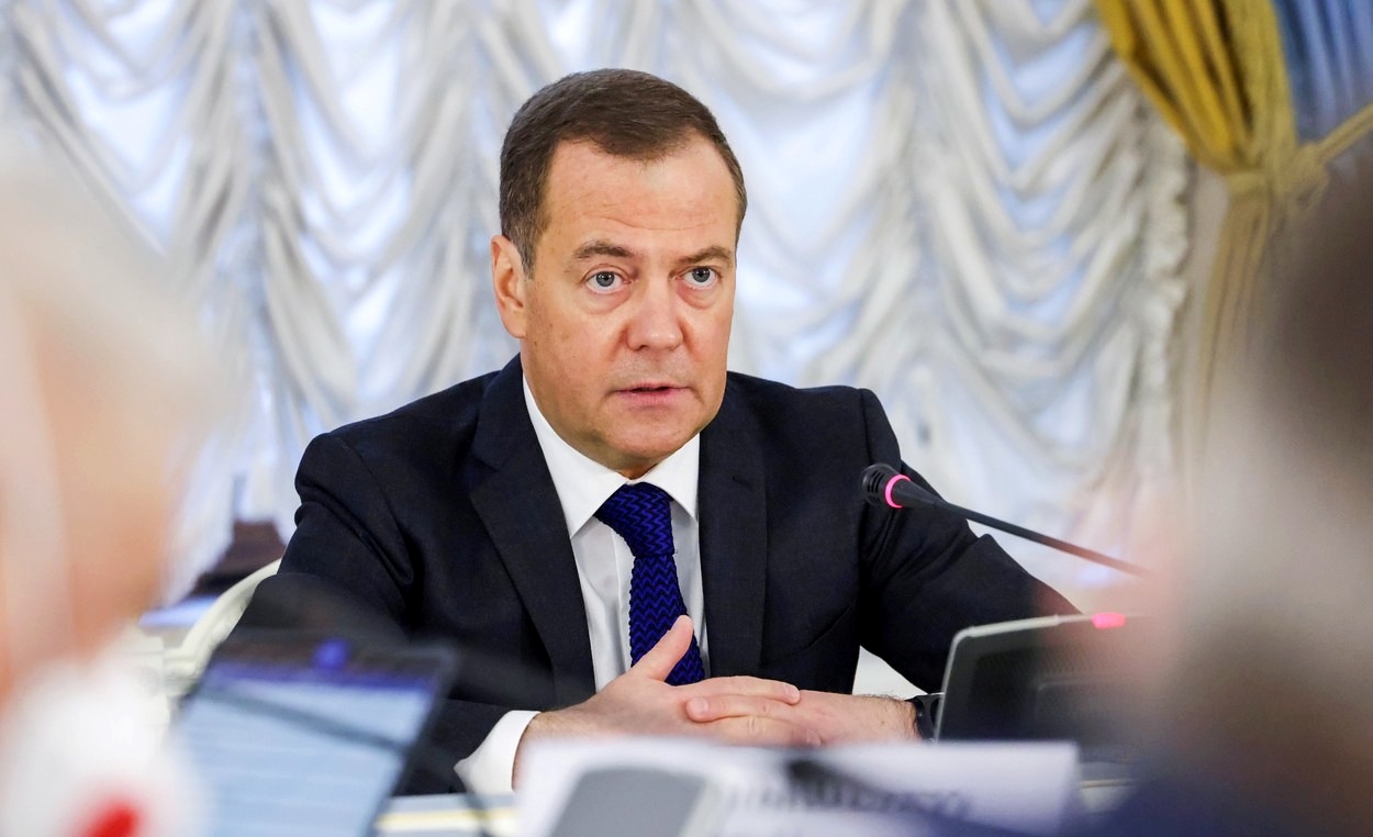 Medvedev: Moramo biti spremni na agresivne akcije NATO-a