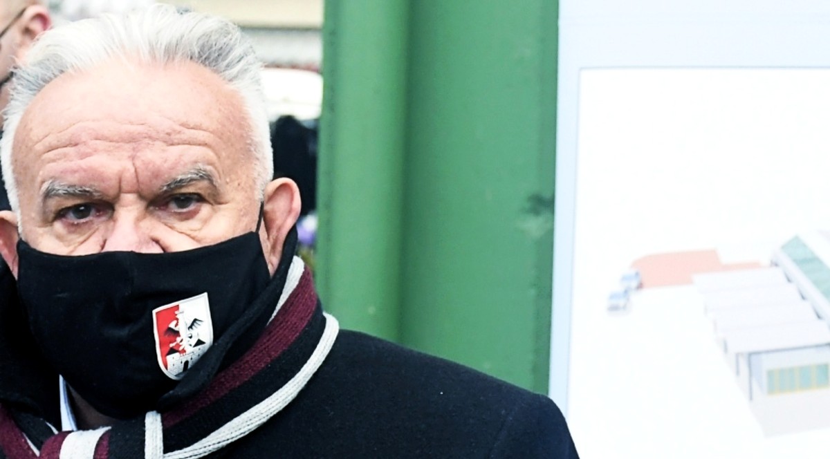 Gradonačelnik Petrinje: Građani su u panici, stižu predsjednik i premijer