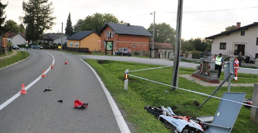 Detalji nesreće kod Koprivnice: Djevojka motorom udarila u stup i znak, poginula je